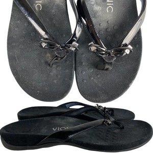 VIONIC Bella II Black Thong Sandals | 7